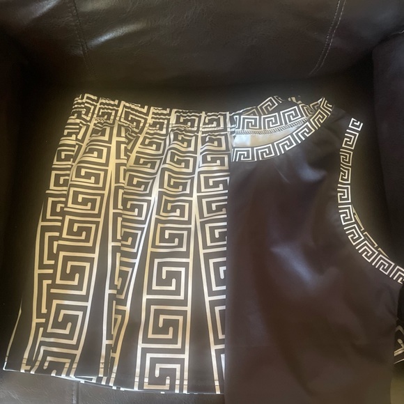 Two Piece Set - Picture 4 of 4